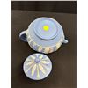 Image 4 : Collectible Wedgewood Jasperware Blue Teapot