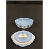 Image 5 : 2 Vintage Wedgewood Jasperware Lidded Trinket Boxes