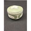 Image 9 : 2 Vintage Lidded Trinketboxes Sage Green Wedgewood Jasperware