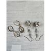 Image 3 : 4 Pairs of Vintage Earrings