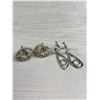 Image 2 : Lot of Pairs of Vintage Screw On Earrings