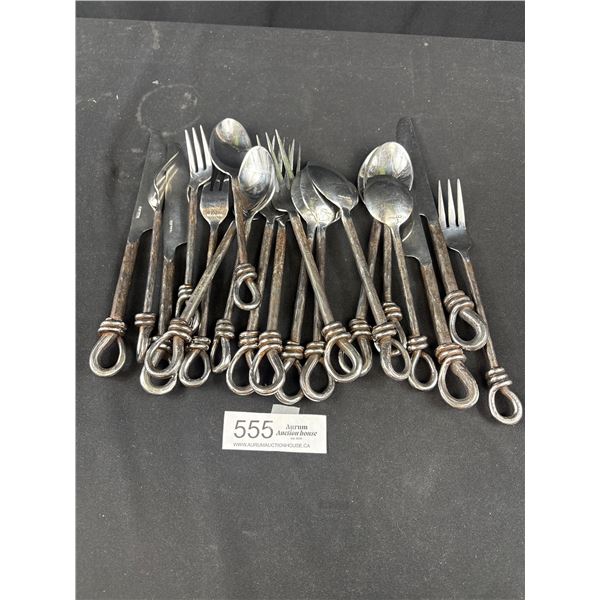 Twist + Short Hand Forged Cutlery