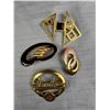 Image 2 : 7 Heavy Gold Plated Brooches