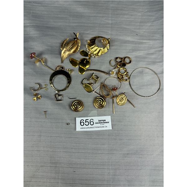 Misc Gold Plated Jewelery Items As Is