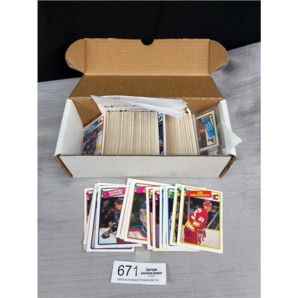 Box of 19 of O-Pee-Chee 1988 Trading Cards