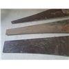 Image 2 : (3) Vintage hand saws.