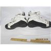 Image 3 : 132. Rare Wayne Gretsky #99 LA Gear Commemorative Running Shoes From when he Moved to the LA