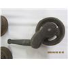Image 2 : 141. 3 Antique Large Cast Iron Castors Great Shape