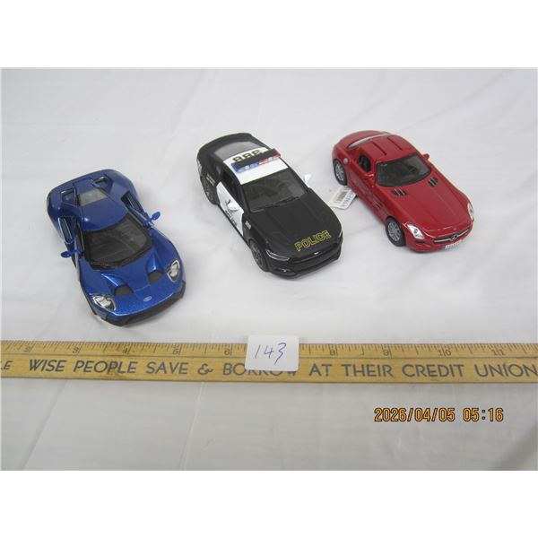 143. 3 Die Cast Cars GT40, Mustang, Mercedies Like New Condition