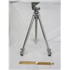 Image 1 : 194. Hi Quality Vintage Aluminium Camera Tripod Fully Adjustable