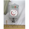 Image 4 : 223. Lot of Vintage Camera Equipment and USB Fan