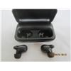 Image 2 : 250. Cordless Hay Lou Ear Buds with Case Charged