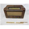 Image 1 : 295. Antique Stromberg Carlson Wooden Tube Radio Looks Complete with Cord