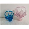 Image 5 : 2 Vintage Hand Blown Baskets Pink and Blue 6"&4"