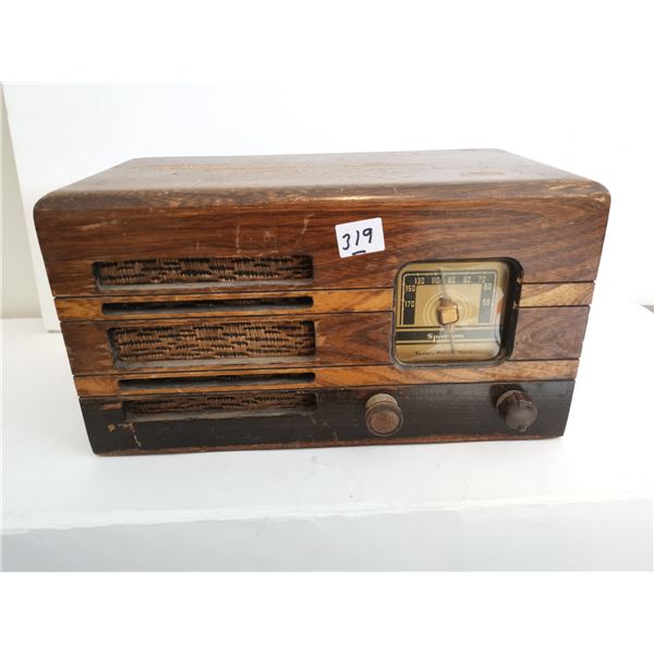 Vintage Sparton Radio 12"x 6.5"high