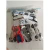 Image 2 : Hot Wheels and Other Small Toys (29toys)