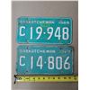 Image 2 : (2) 1969 Sask Dealer License Plates
