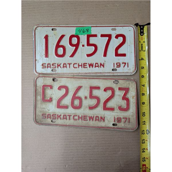 (2) 1971 Sask License Plates