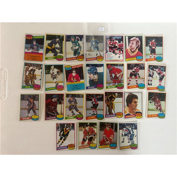 1980-81 OPC Hockey Cards (25)