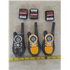 Image 1 : 3 motorolla walki talki's