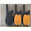 Image 3 : 3 motorolla walki talki's