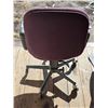 Image 3 : Office chair on swivel wheels.- 41"H