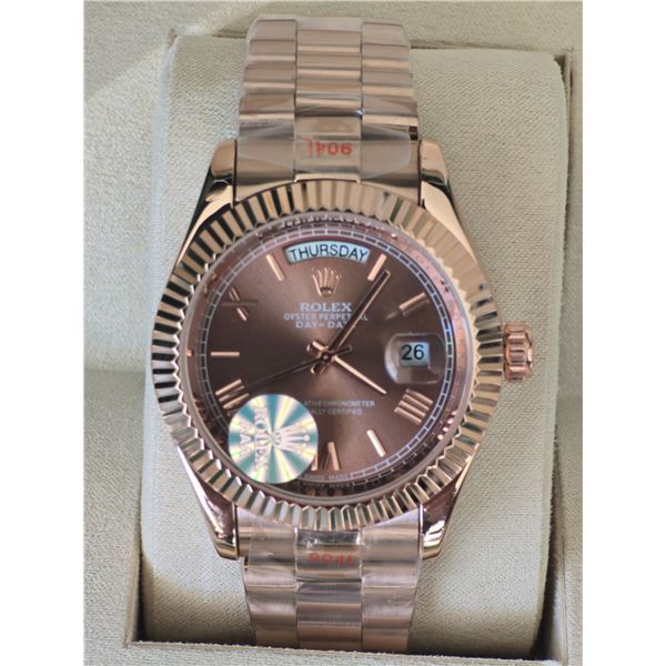 FULLY HIGH-QUALITY AUTOMATIC REPLICA, WITH OEM FULL SET - BOX, PAPERS AND BAG