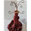 Image 3 : Vintage mannequins & shoe jewelry stands.