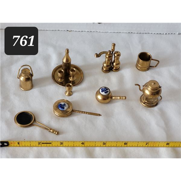 Vtg. Heavy brass miniatures. Made in Holland.