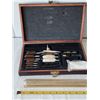 Image 1 : Gun Cleaning kit.