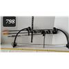 Image 1 : Mossy Oak archery bow. 3 arrows