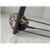 Image 6 : Mossy Oak archery bow. 3 arrows