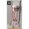 Image 1 : Metal plant stand.