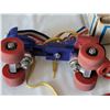 Image 2 : Dominion Sunline roller skates.