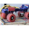 Image 4 : Dominion Sunline roller skates.