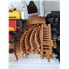 Image 3 : Caterpillar train set.