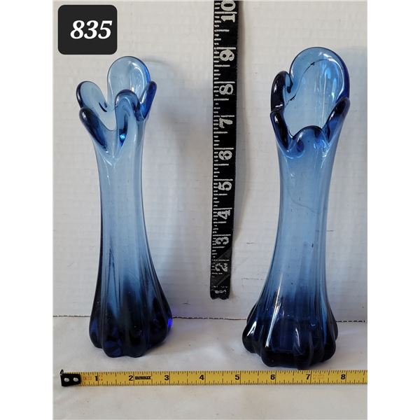 Vtg. Retro art glass 5 finger colbalt blue, swung stretch glass vases.