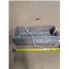 Image 2 : Vintage Made of Barn Board Decor Sled  (18"x8"x5.5")