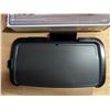 Image 2 : Black and Decker 8 Serving Non Stick Electric Griddle w/ Original Box