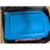 Image 3 : Pyrex Portable 2.8L Dish w. Carry Bag