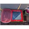 Image 5 : Pallet of Misc. Items (glassware, Tupperware, Coffee Pot, and etc.)