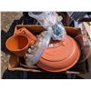 Image 4 : Pallet of Misc. Items (Pots, Cook Books, Baskets, and etc.)