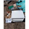Image 1 : Pallet of Misc. Items (House Hold, Decor, Storage Drawers, and etc.)