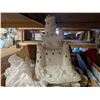 Image 5 : Lot of Weights, Decor, and Misc. Items