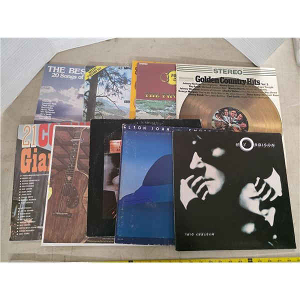 Lot of mostly country vinyl records