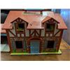Image 2 : Vintage Fisher Price Fold Out Doll House 15"x10"x8.5"