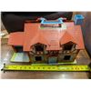 Image 3 : Vintage Fisher Price Fold Out Doll House 15"x10"x8.5"