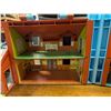 Image 6 : Vintage Fisher Price Fold Out Doll House 15"x10"x8.5"