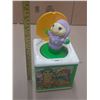 Image 2 : Vintage 1984 Hasbro Playskool Glo Worm Jack in the Box.