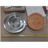 Image 2 : Vintage baking tools include sets for creating patterned cakes and specialized food cutting.